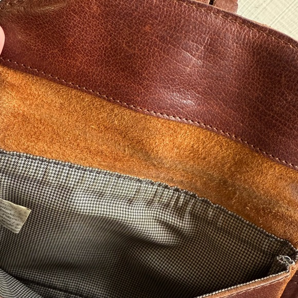 Spikes & Sparrow Genuine Leather Convertible Belt Bag / Crossbody Cognac Brown - Picture 4 of 13